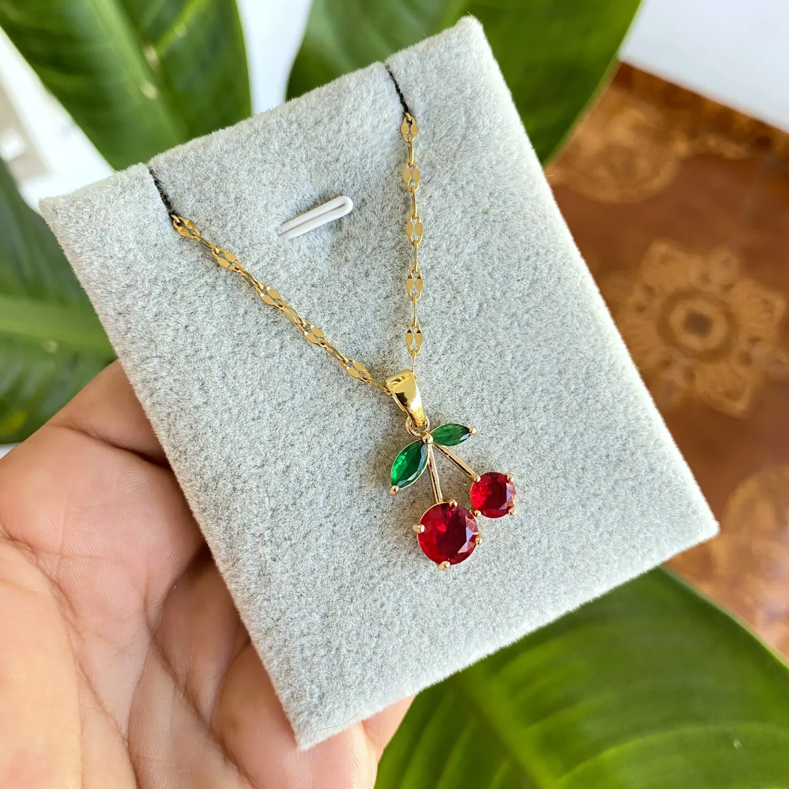 Cadena Y Dije En Acero Con Piedra Circon De Cereza Roja Grande 2