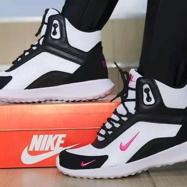 Nike  2