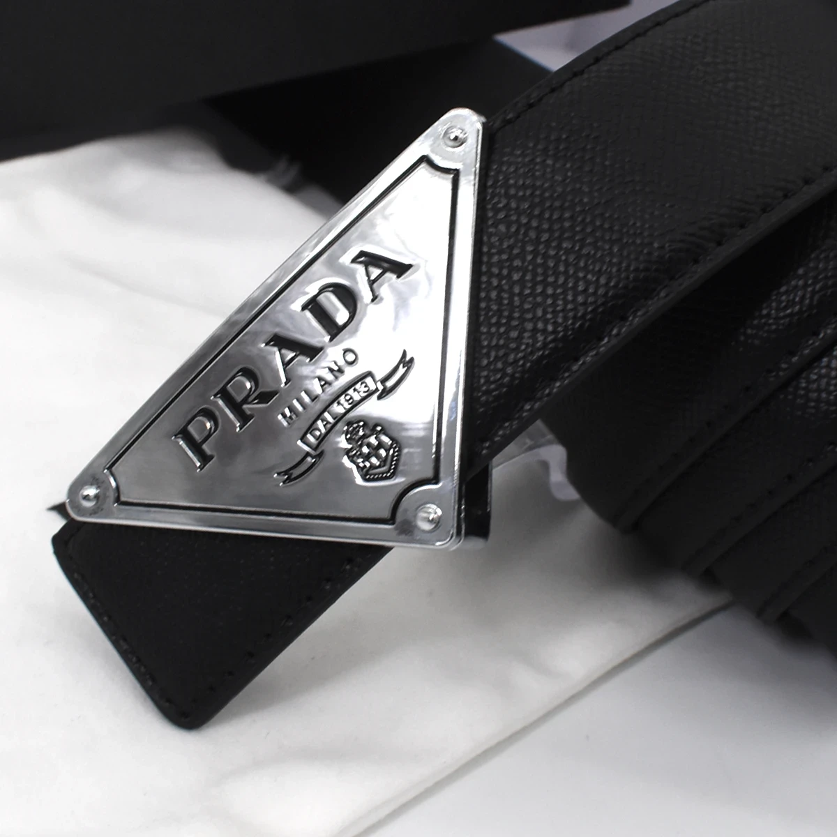 CINTO PRADA 6