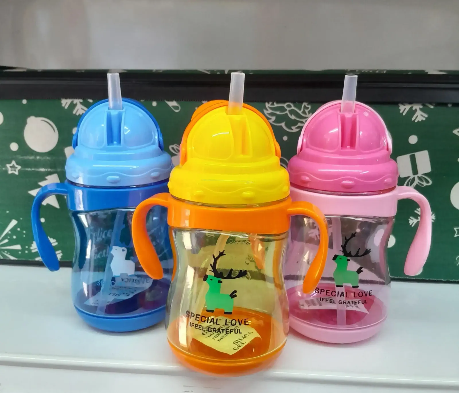 Vasos c/Piquíto de silicona 300ml.