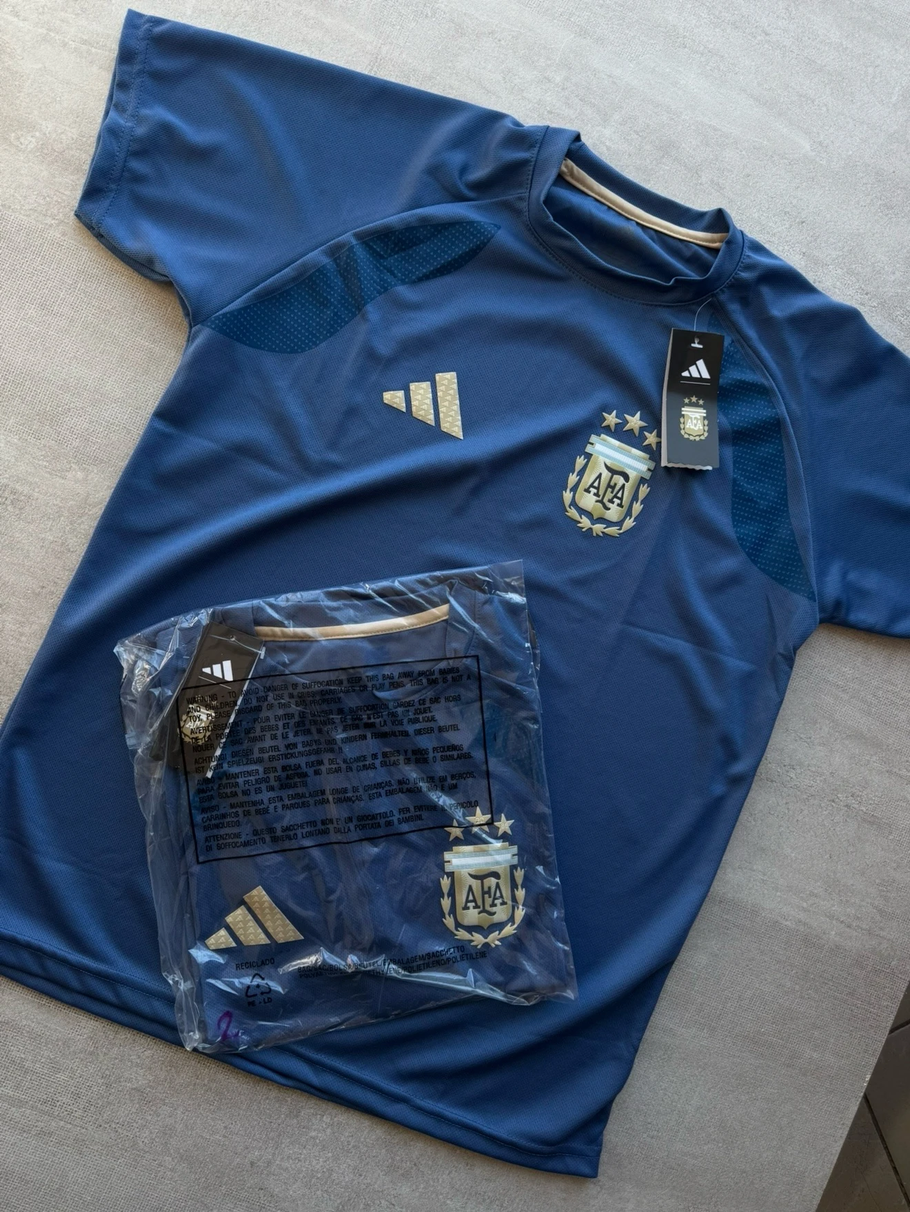 CAMISETAS SCALONI