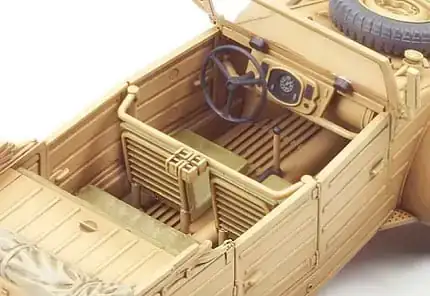 1/48 Tamiya Kubelwagen Typ 82 3