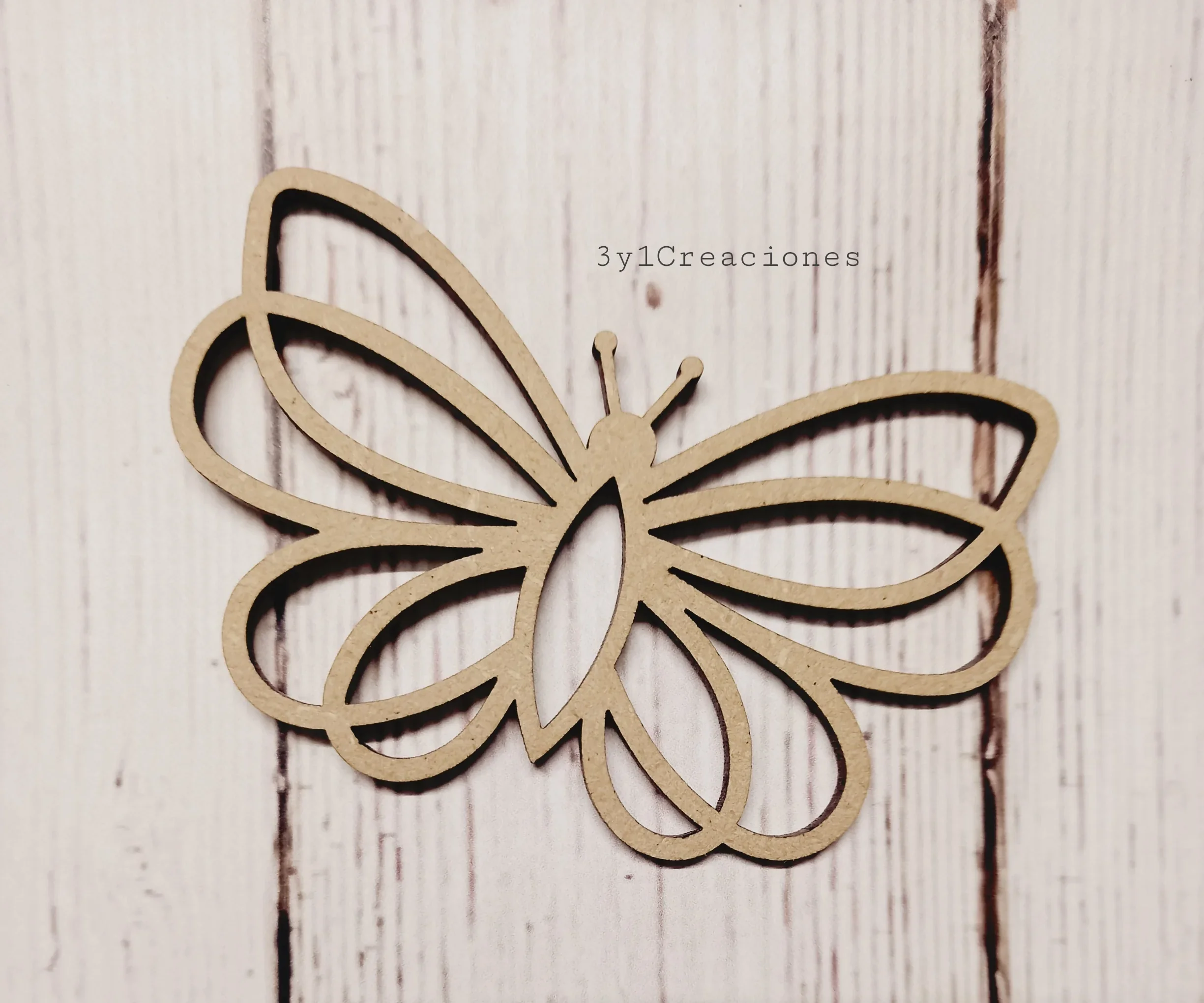 FIGURA MARIPOSA BOHO 9 CM LARGO