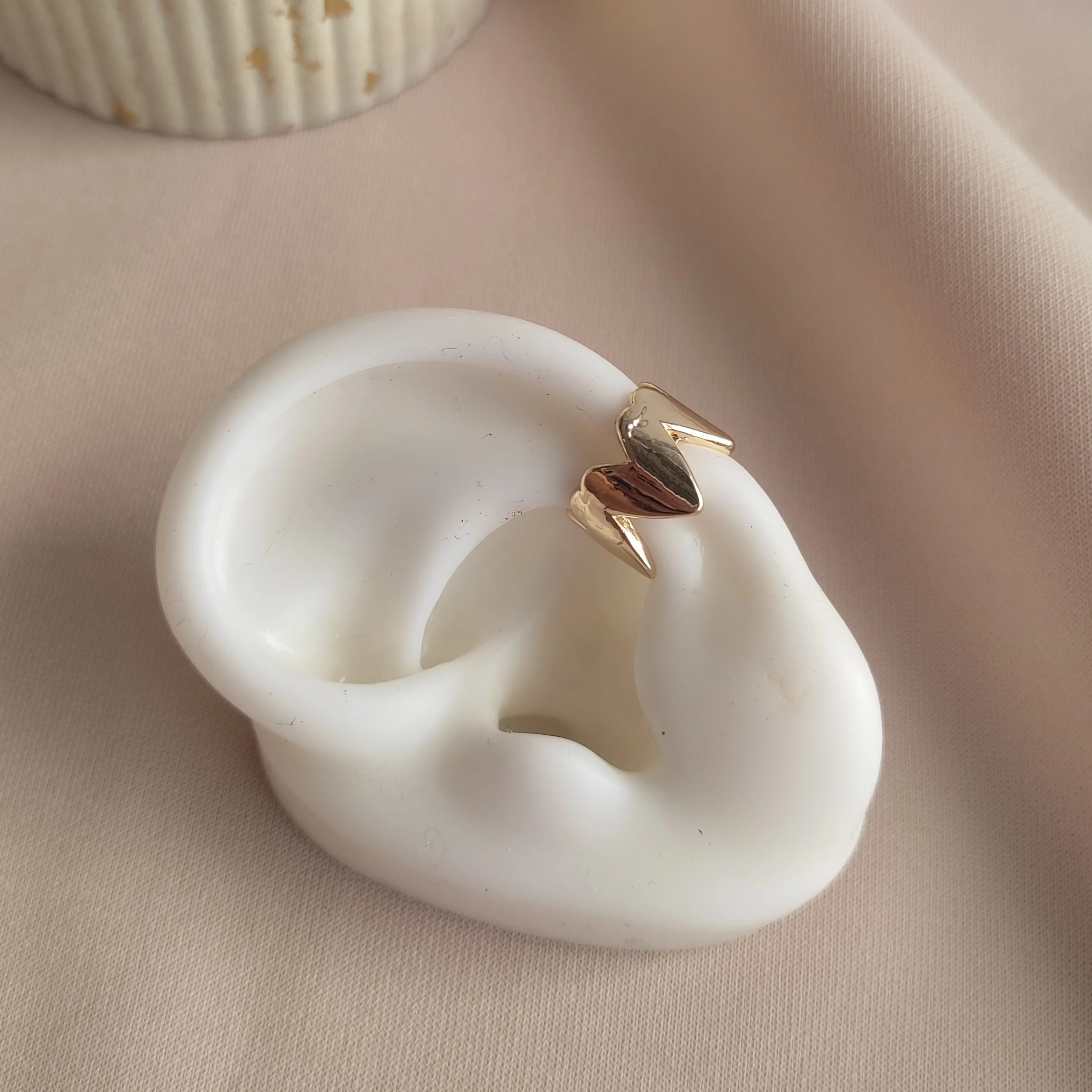EARCUFF CORAZONCITOS