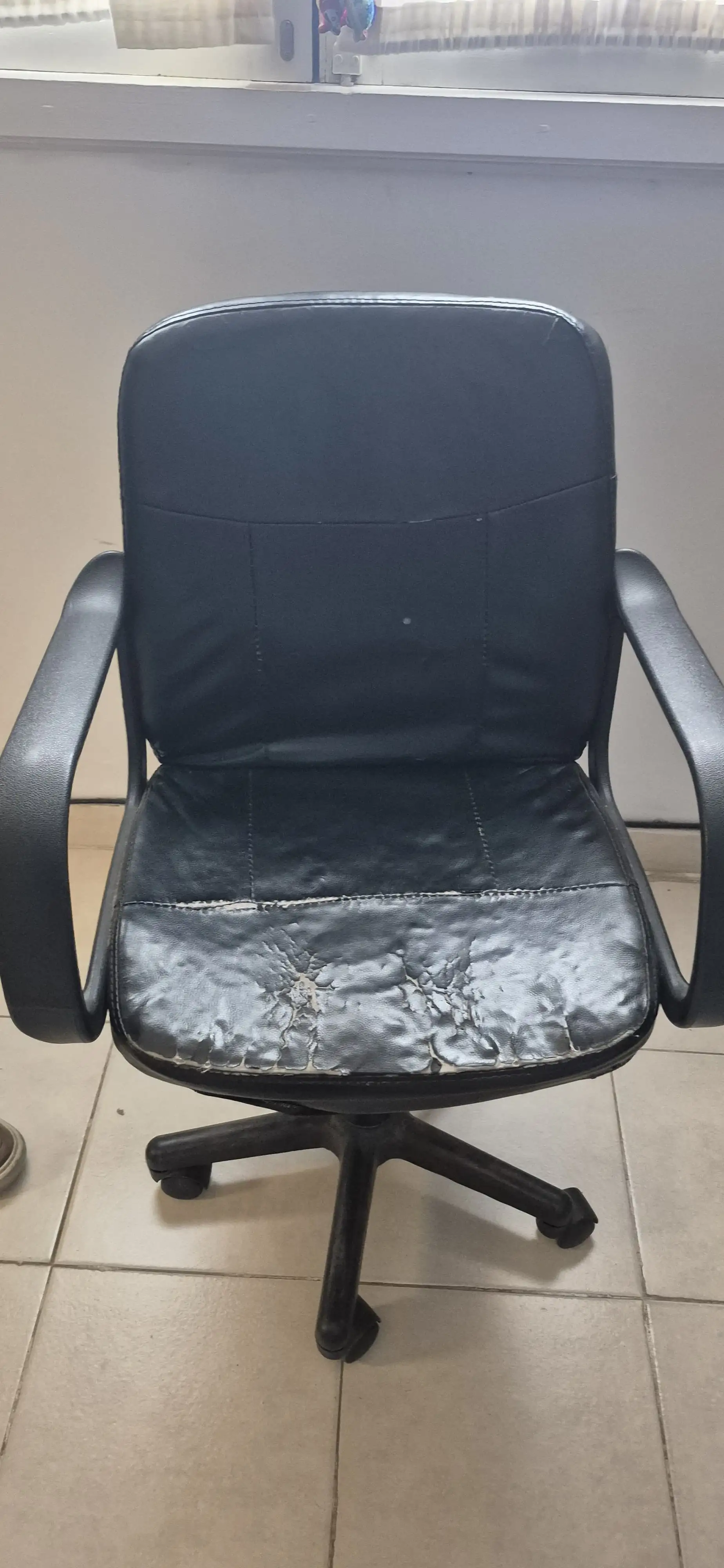 Silla negra