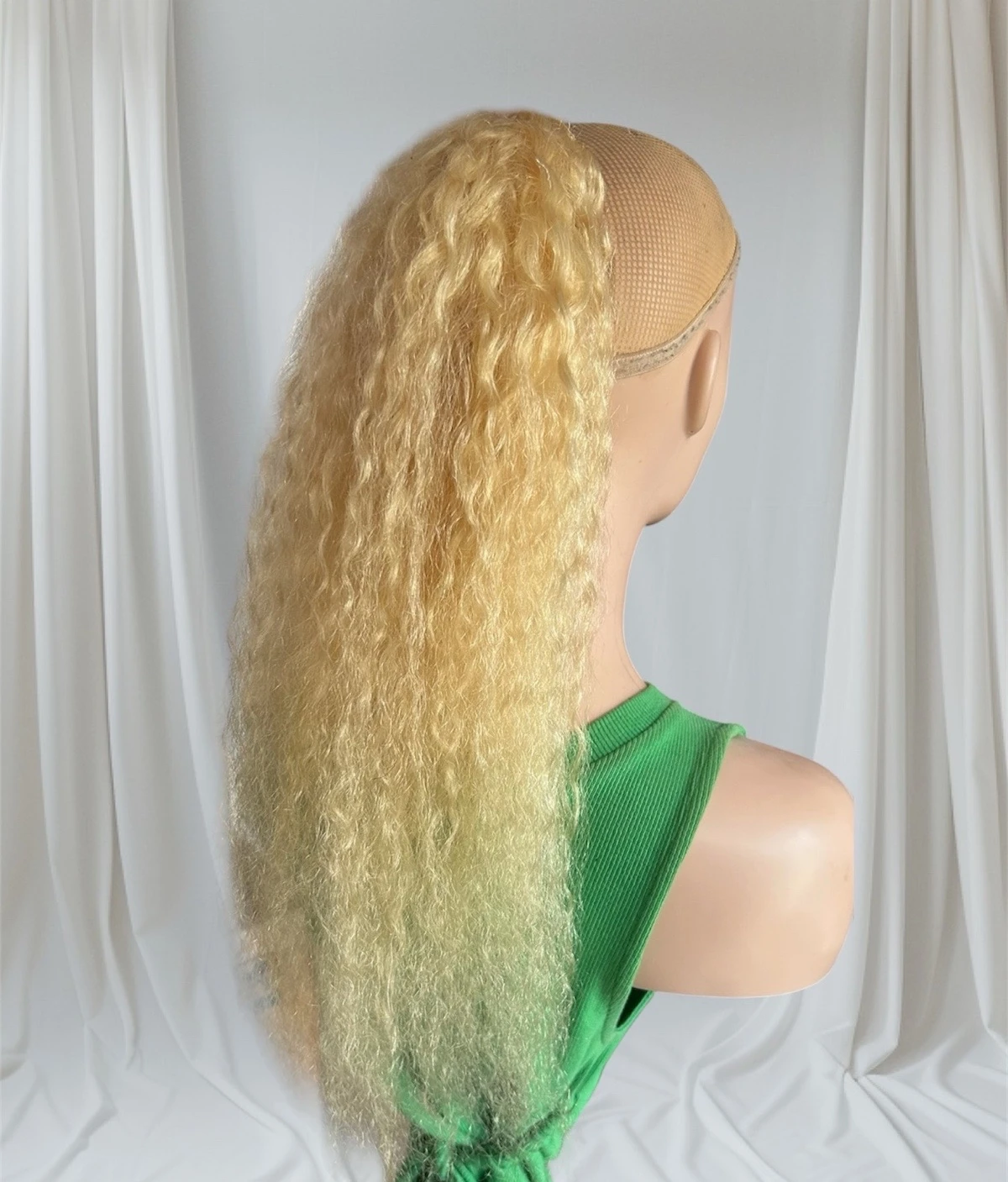Cola cabello humano Rizada #613 de 20" 2
