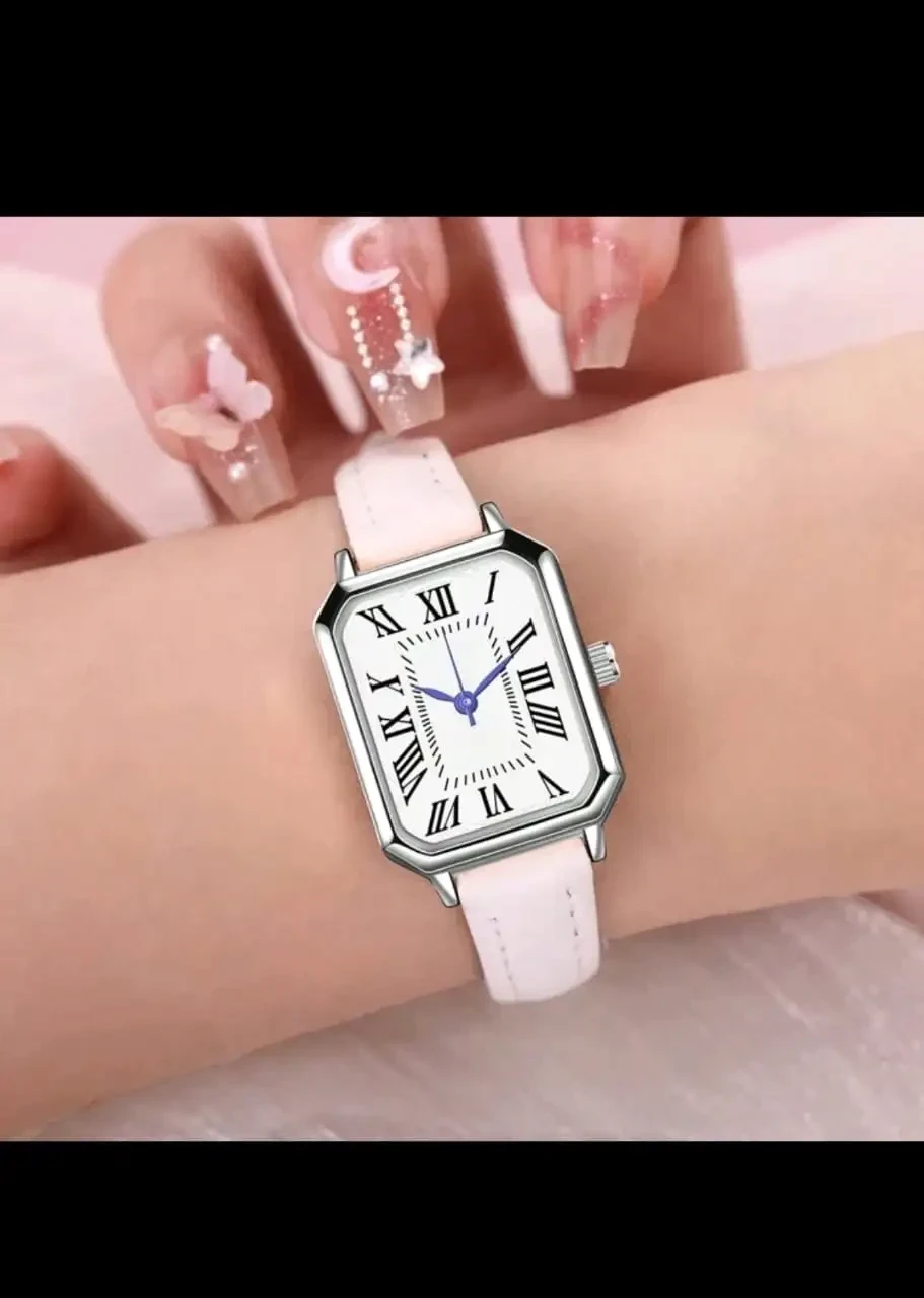 Reloj diseño minimalista/ Carátula: Romana 