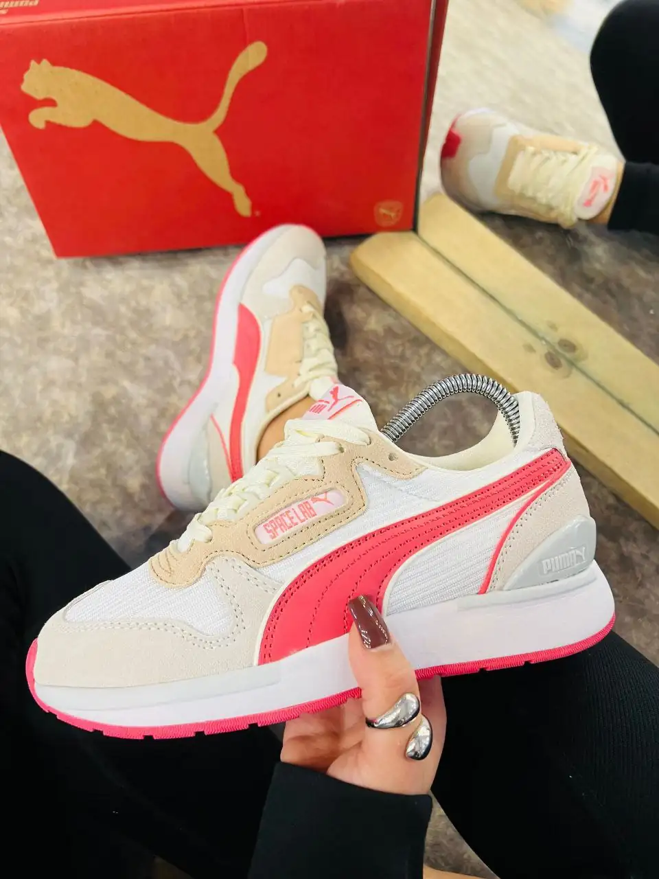 PUMA SPACE 4
