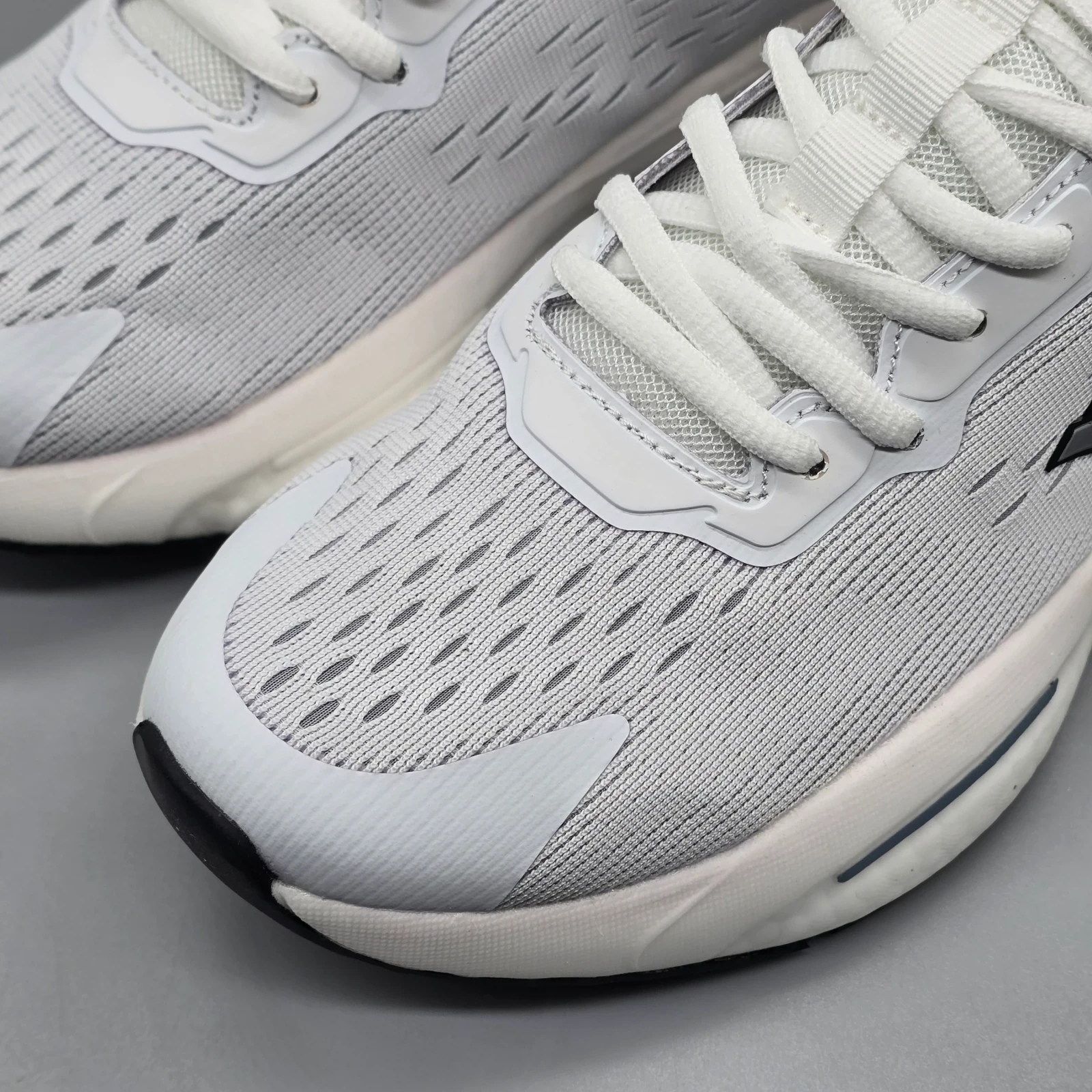 WEST SPORT WHITE 6