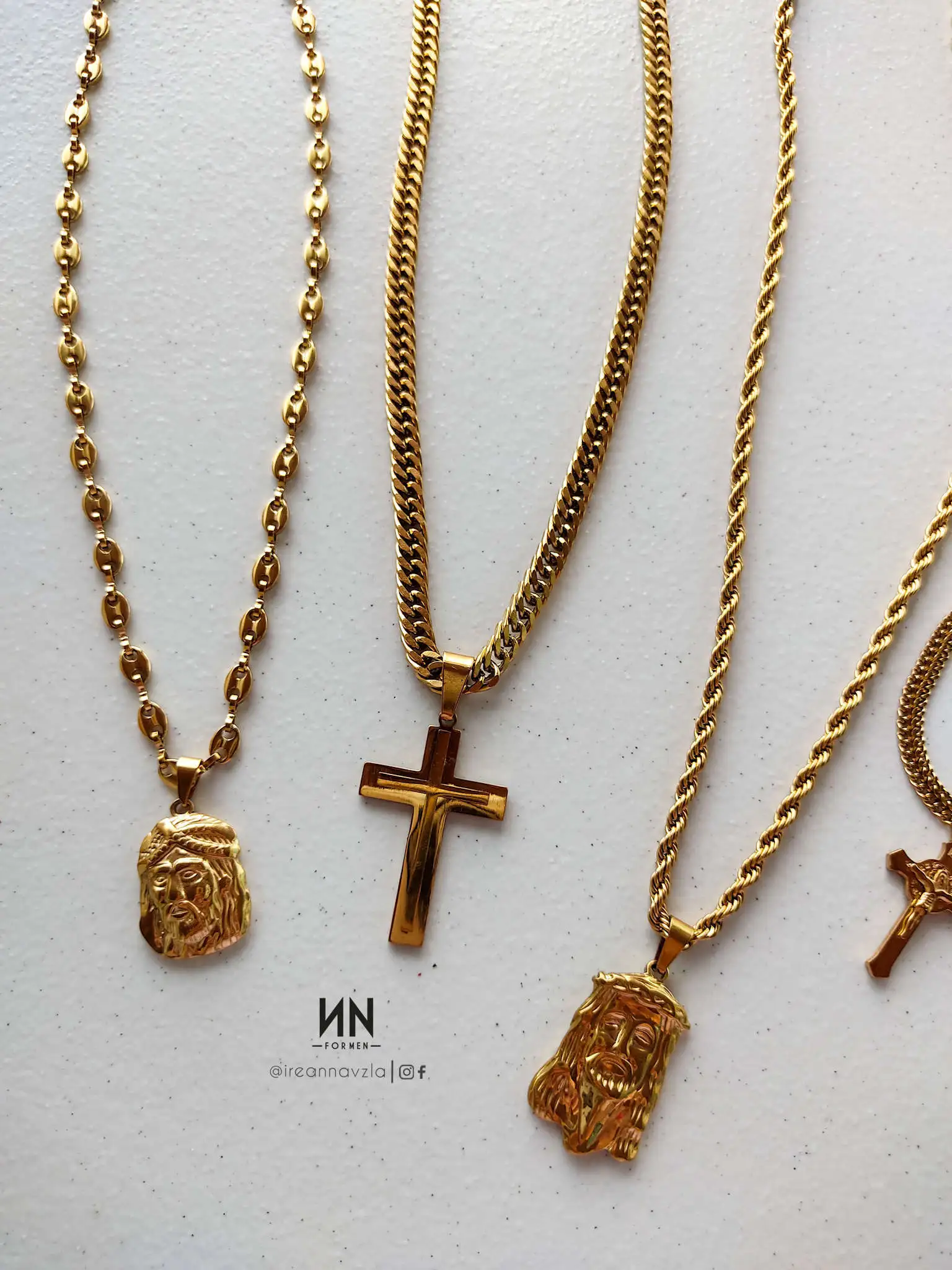 Cadena Gucc cristo 3
