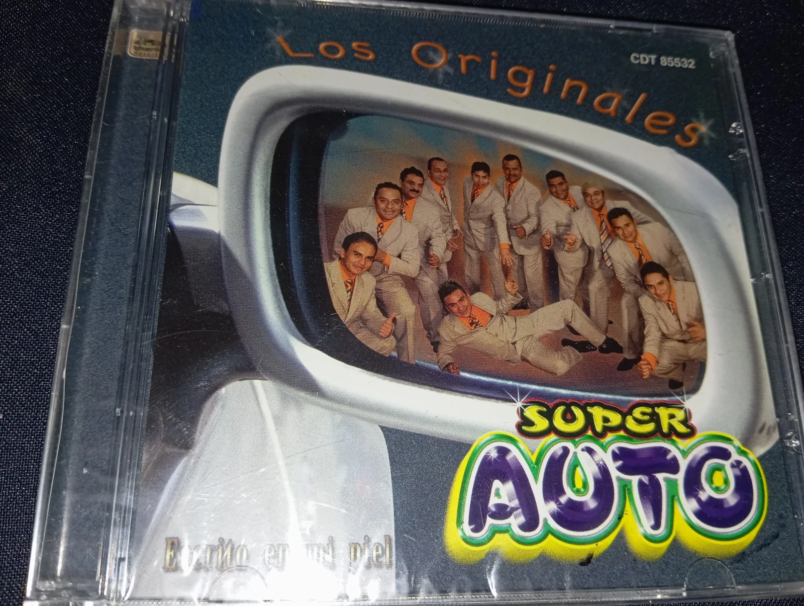 Super Auto - Escrito En Mi Piel (MEXICO)