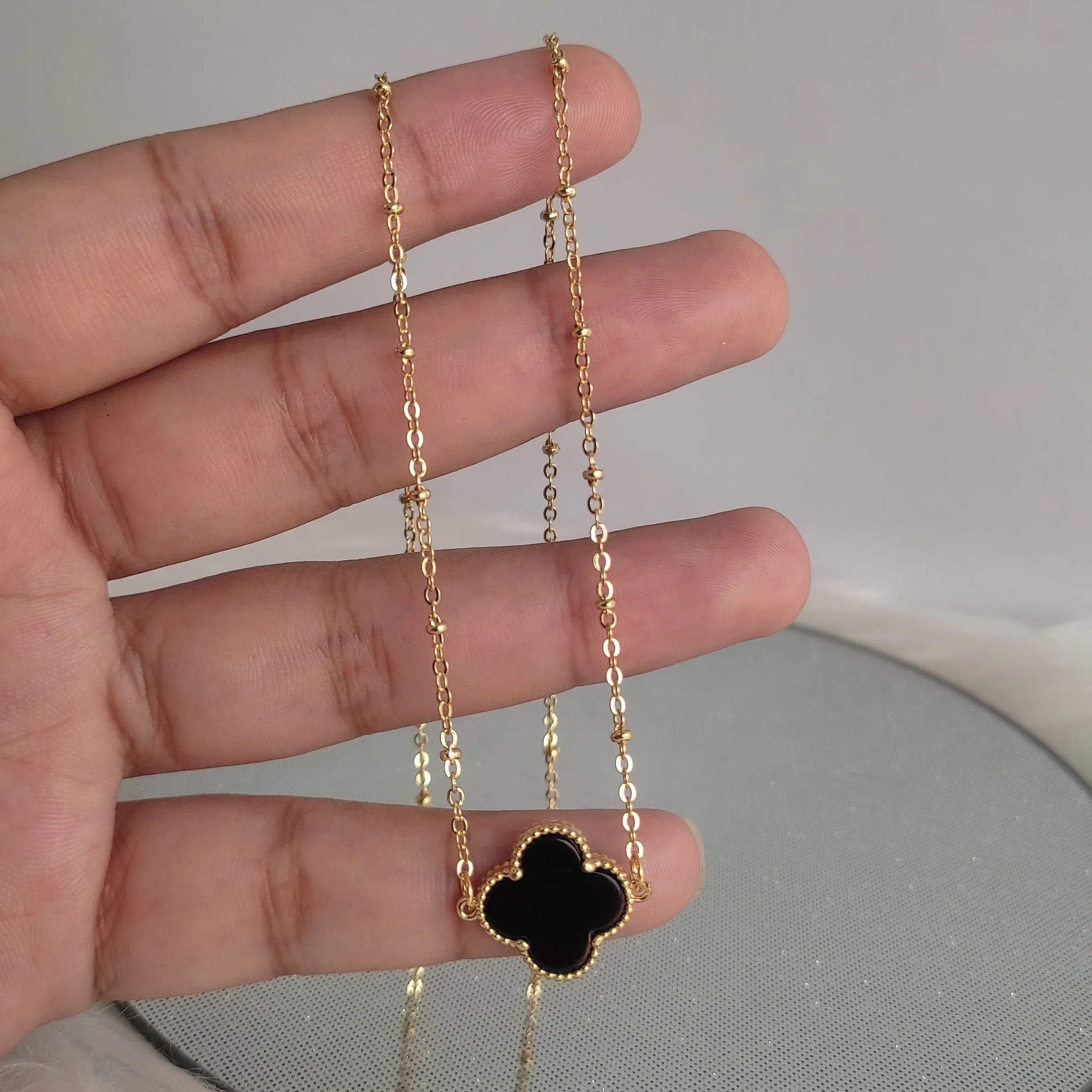 CADENA TREBOL NEGRA 2