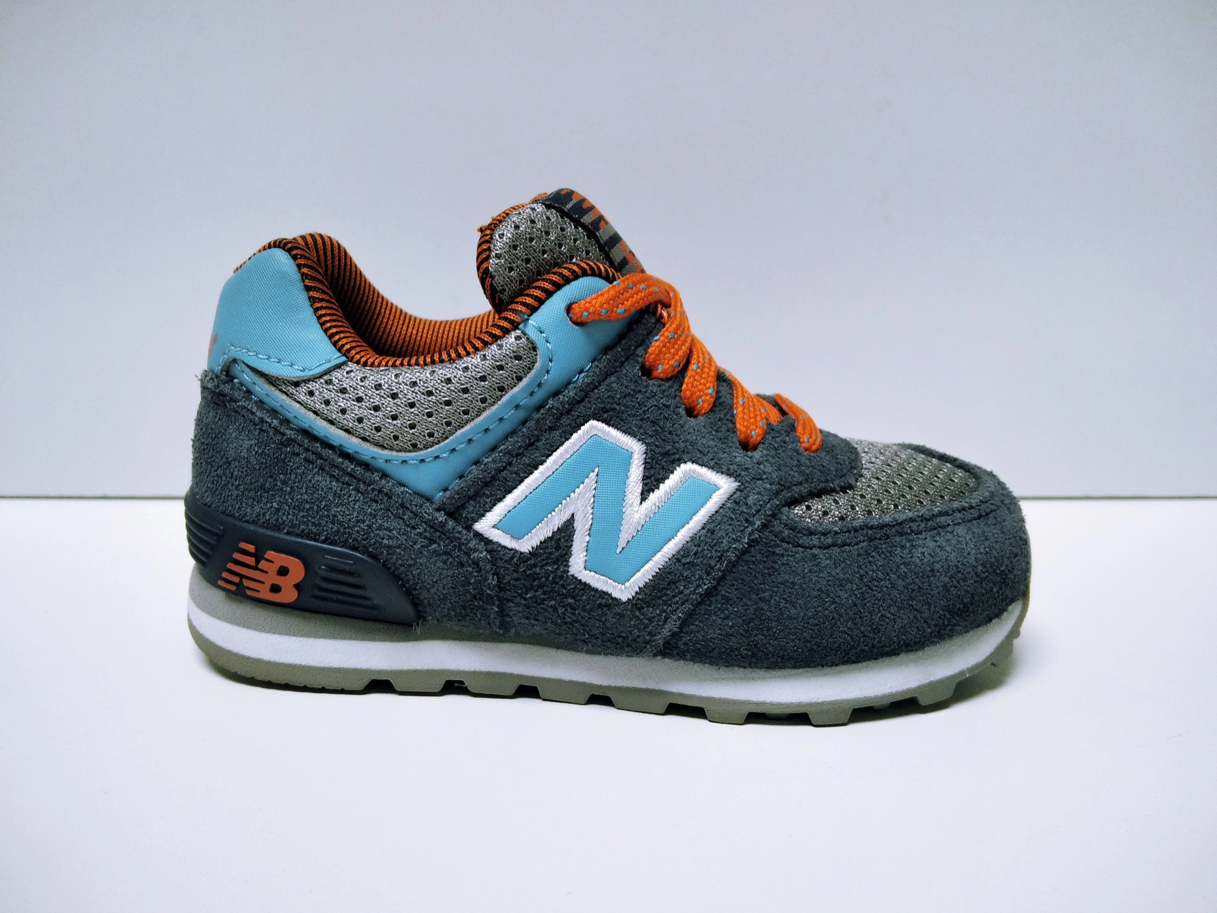 NEW BALANCE  BABY  2