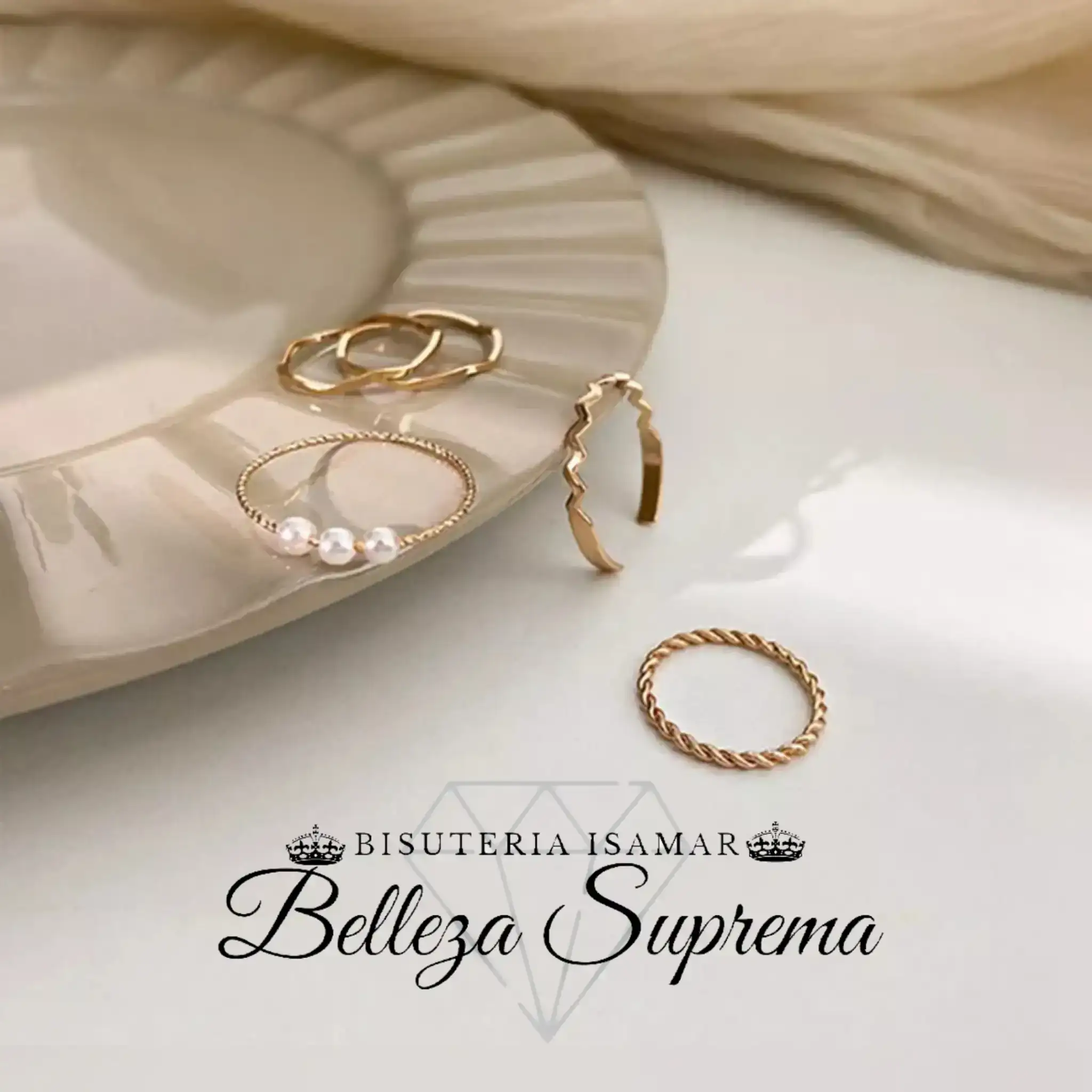 SET DE ANILLOS DORADOS CON PERLAS 2