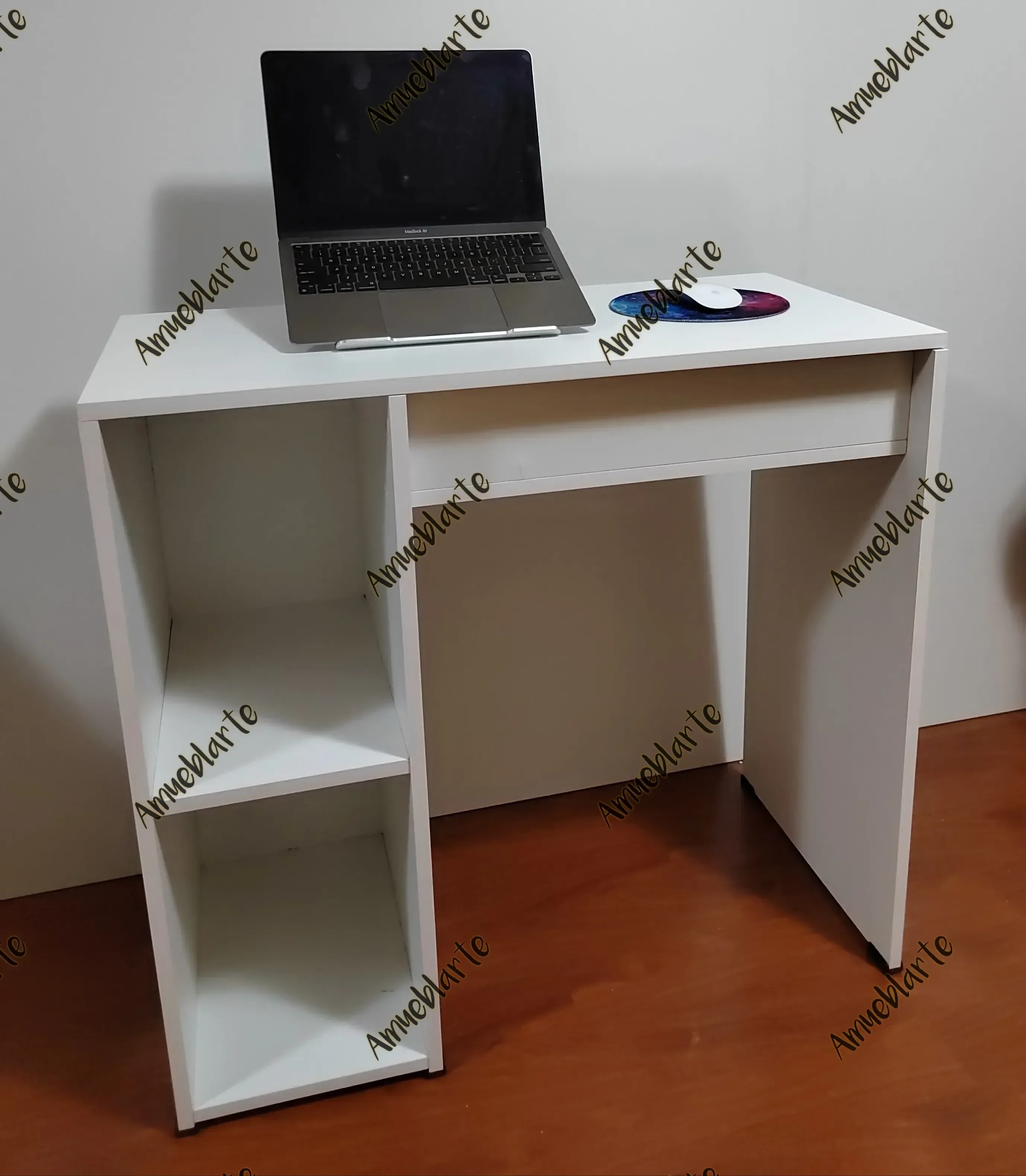 Escritorio con tapa 