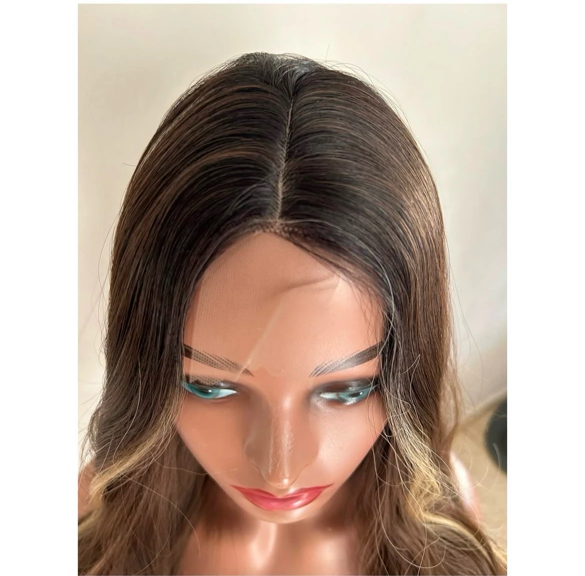 Peluca Semi 26” con highlight  4