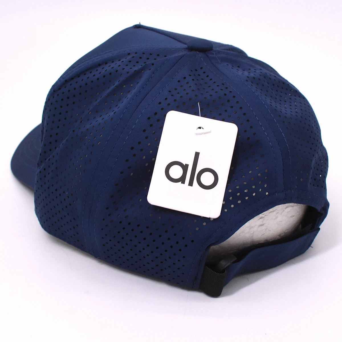 Gorra Alo Yoga NEGRA 5