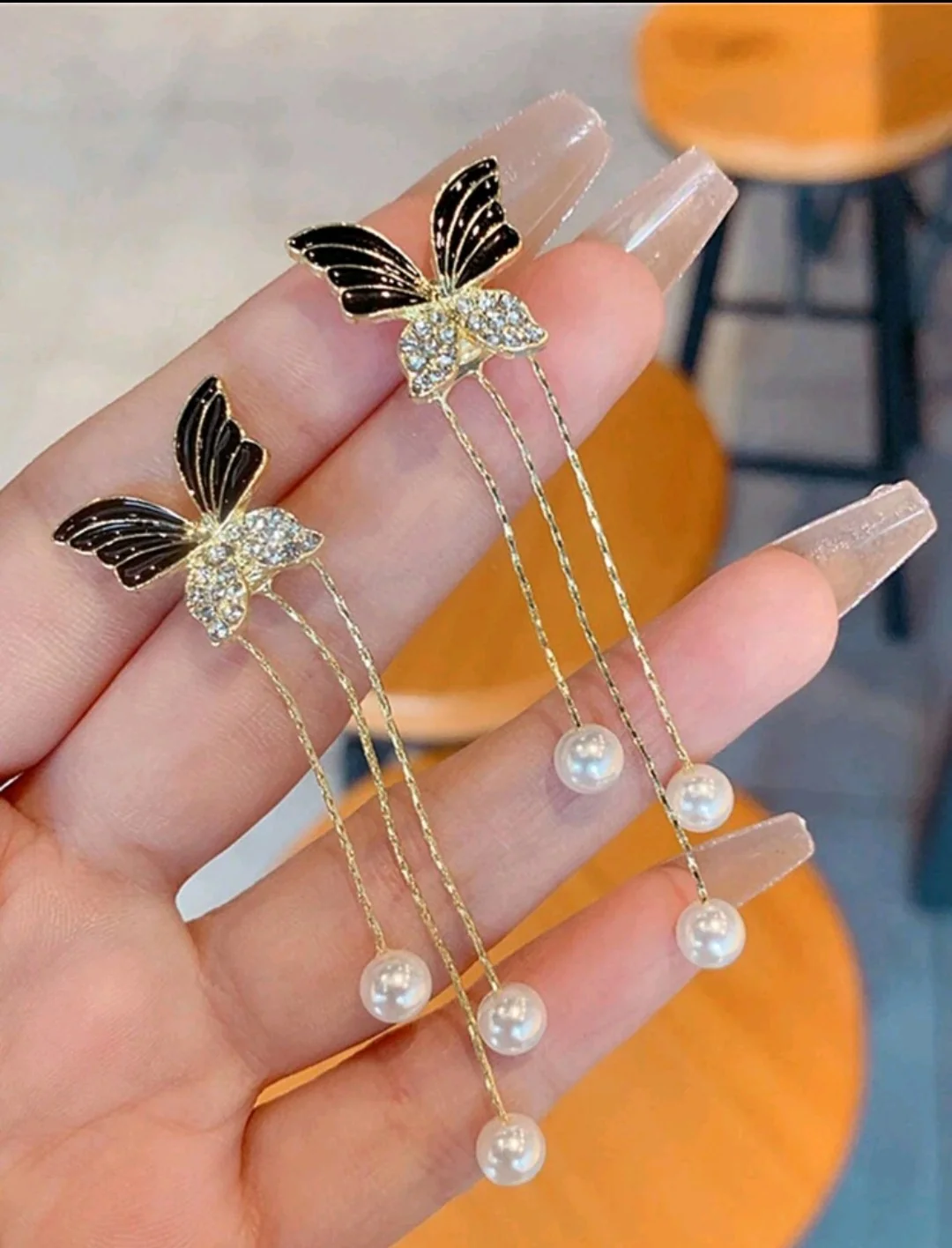 Aretes de mariposa negra  3
