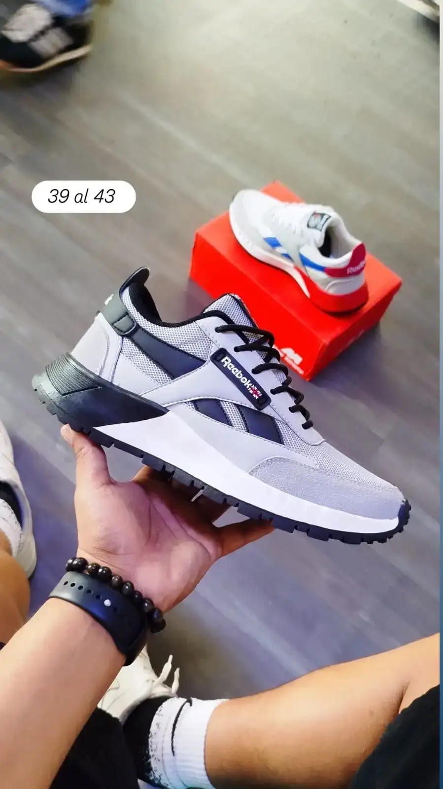 Reebok tenis Classic 2400 "White Boundless Blue Black" (hombre)