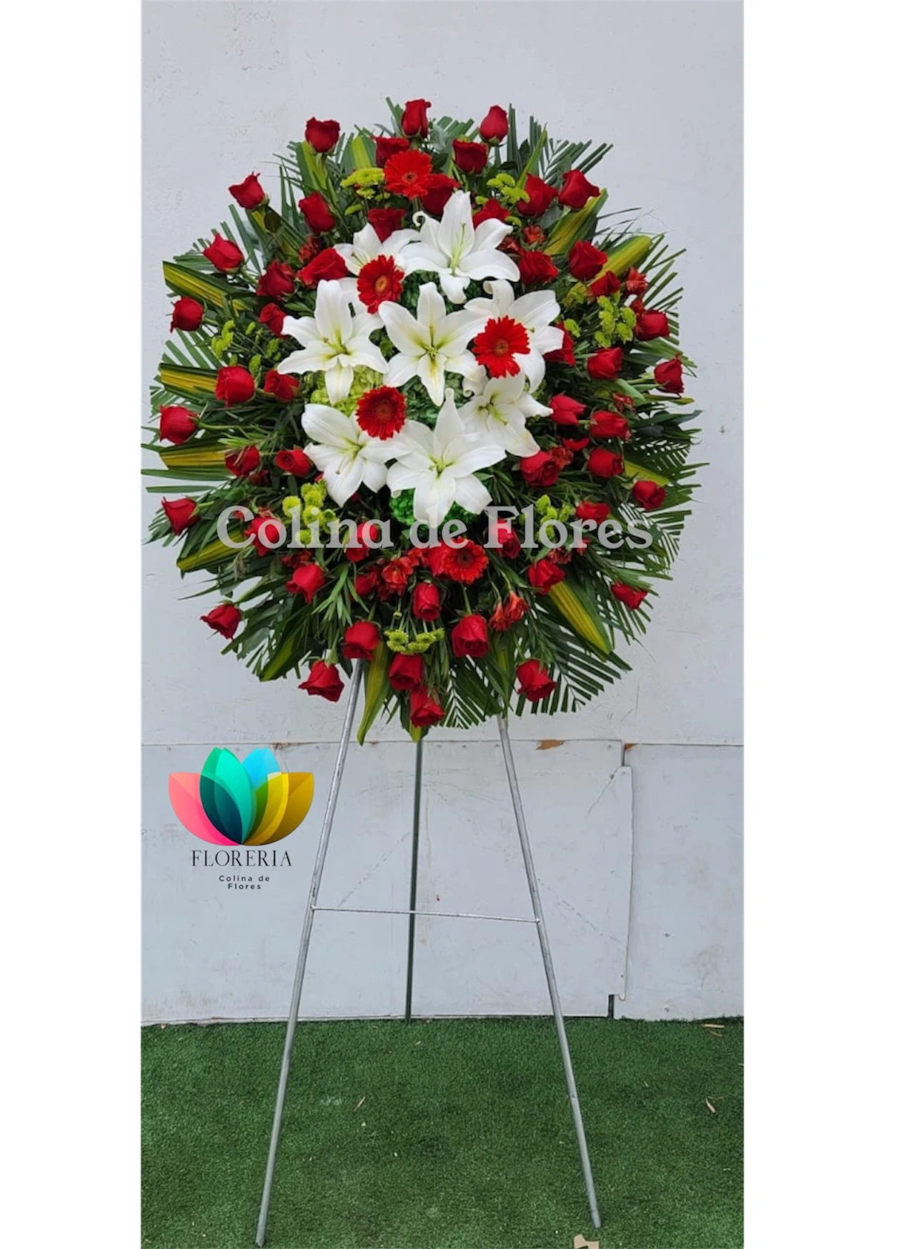 Tripode en rosas rojas
