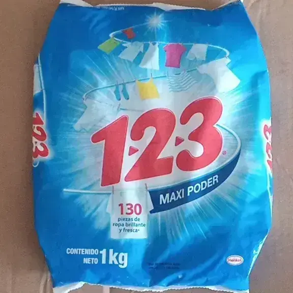 Jabón en polvo 1-2-3 de 1 kg