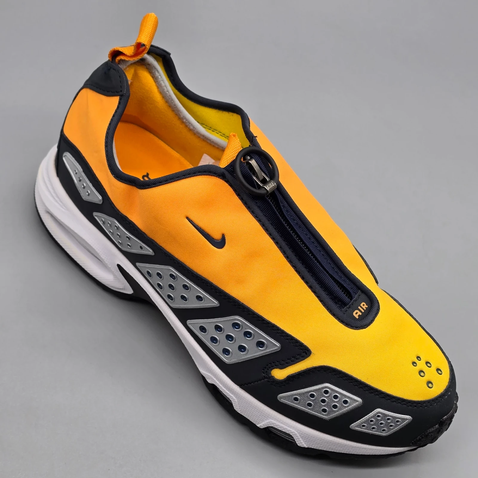 NIKE AIR MAX SUNDER CANYON (1.1) 2