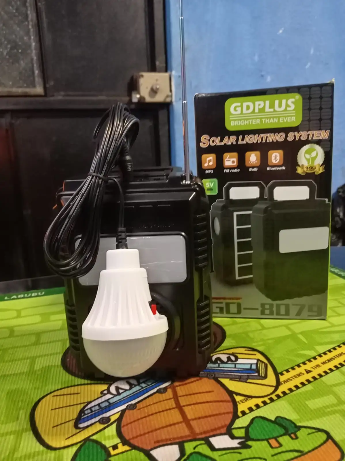bocina solar 2