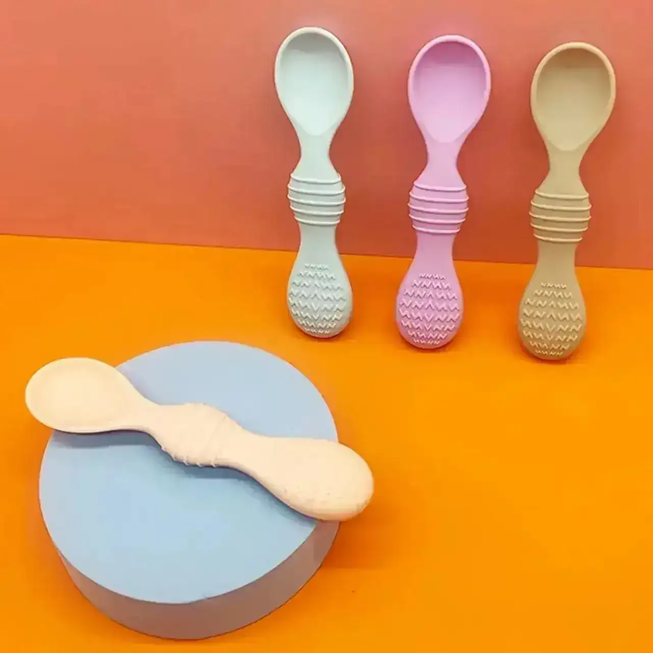 Plato y cuchara silicona 2