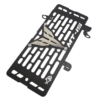 MT 15 P. Radiador acero negro logo 3d cromado ML