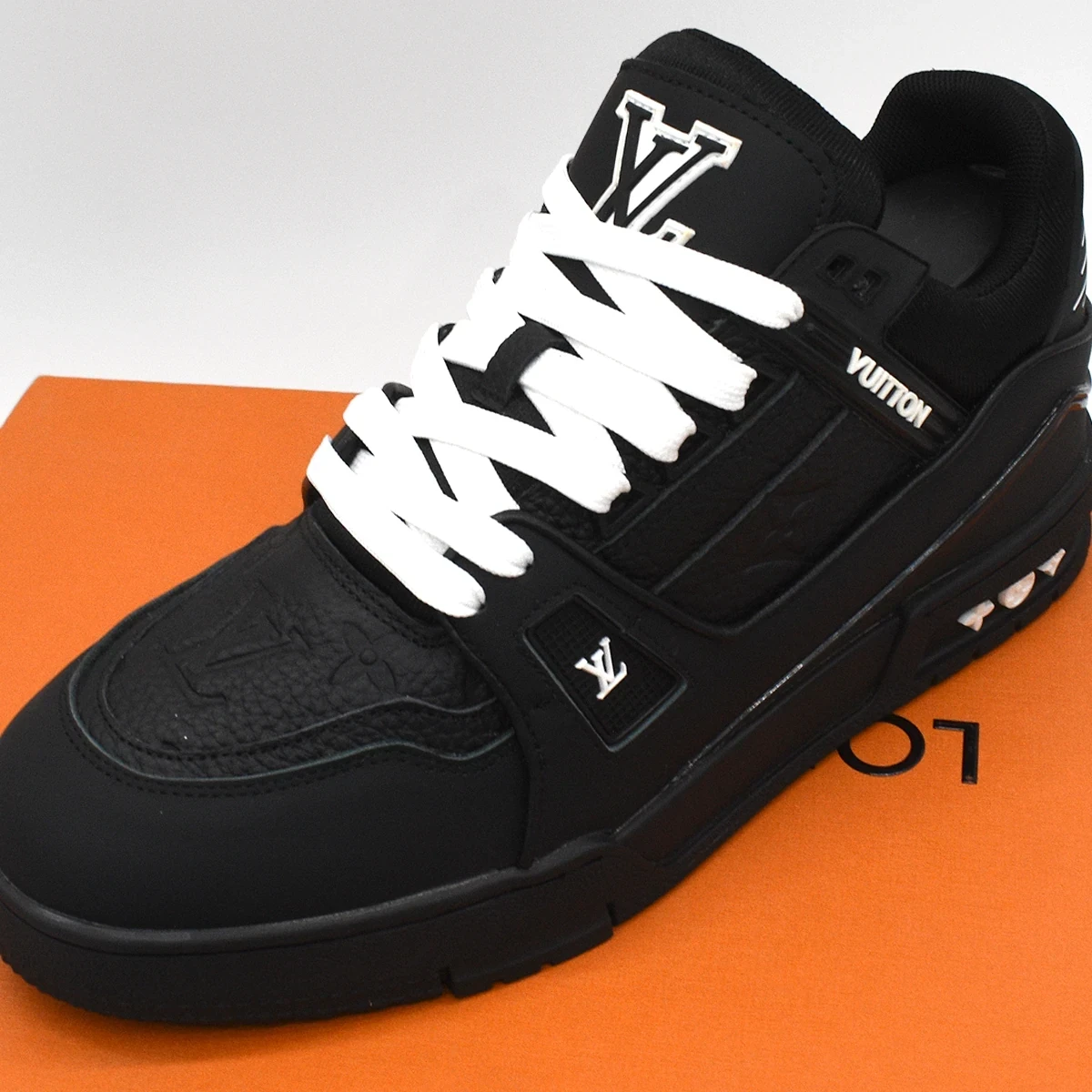 Tenis LV Trainer 7