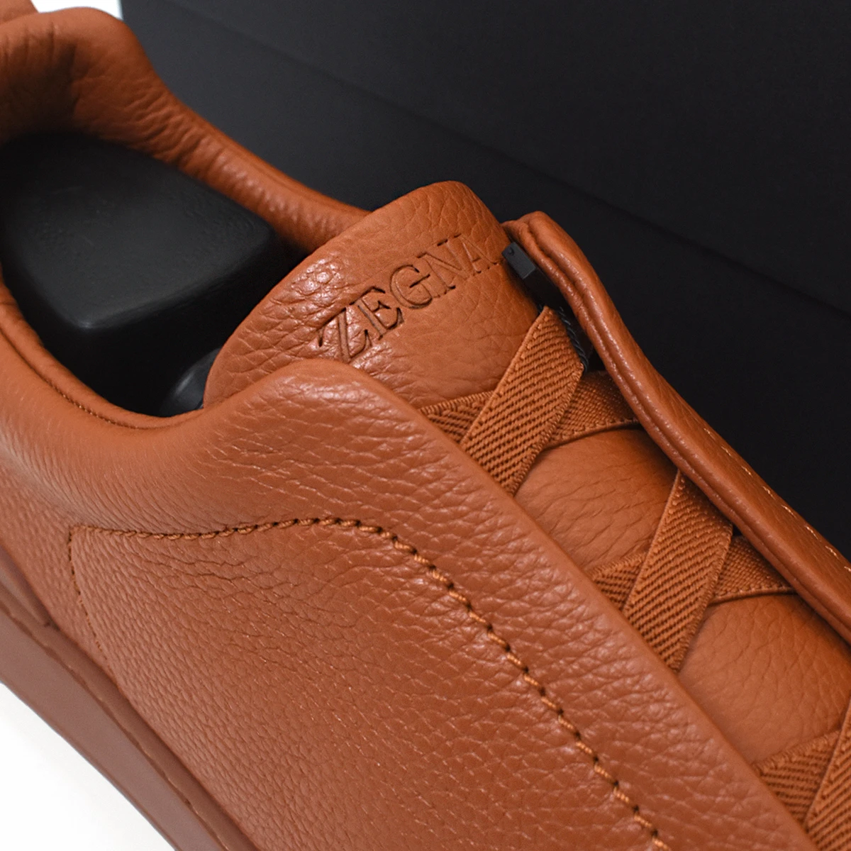 TEINIS ZEGNA CAFE 4