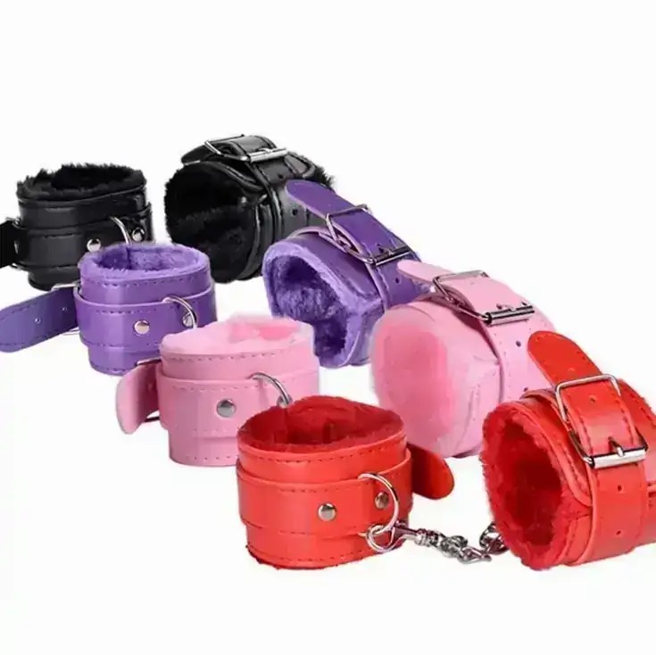 Esposas de cuero con felpa Jp002 2