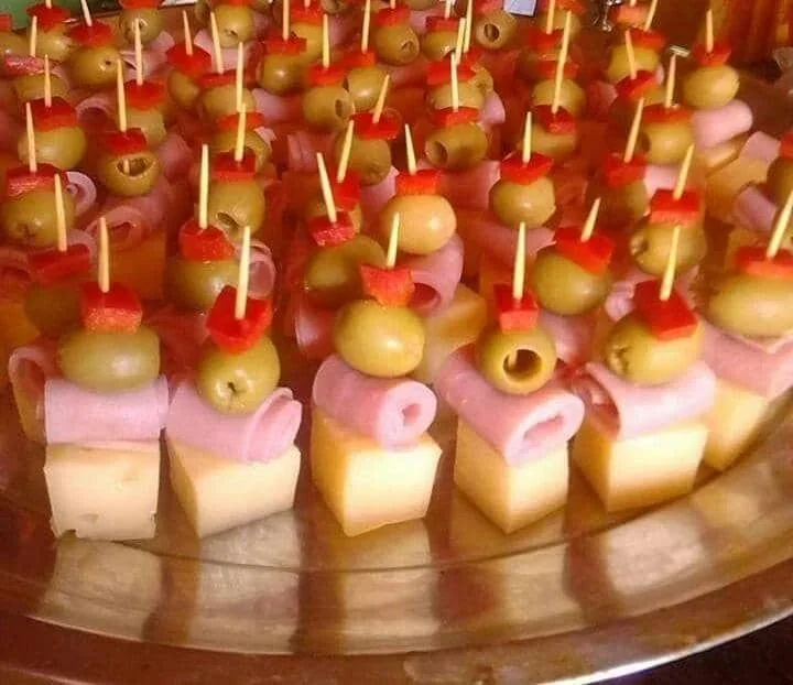 Pinchos jamon y queso