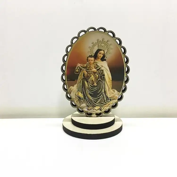 Adorno decorativo de la Virgen del Carmen 