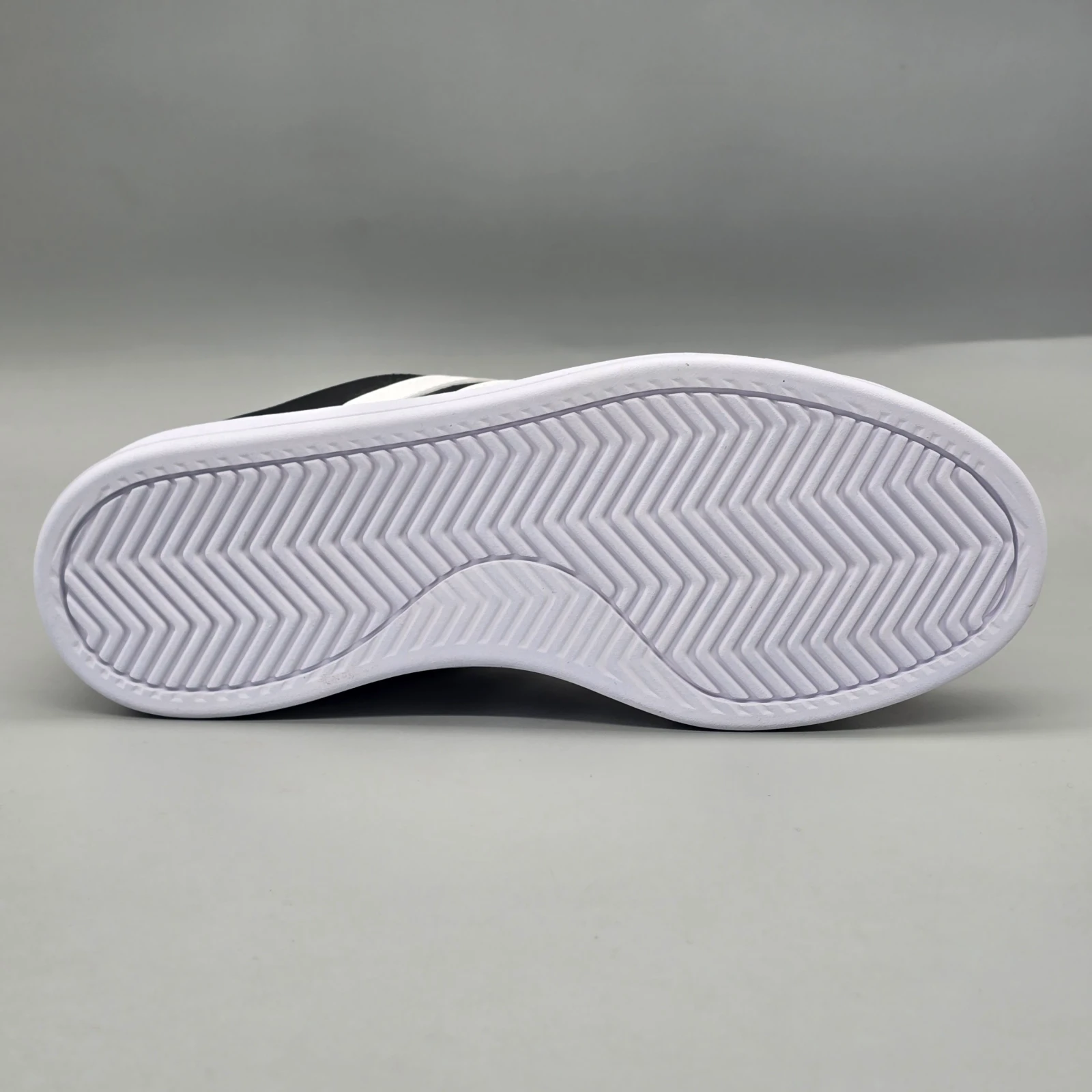 TENIS ADIDAS GRAND COURT 2.0 10