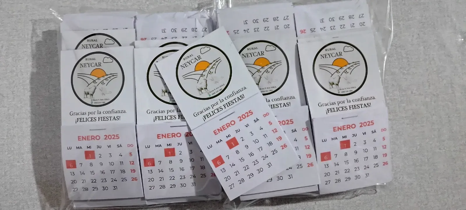Calendario imán con libreta pack por 30 unidades 