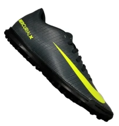 NIKE CR7  JR ER 39  3