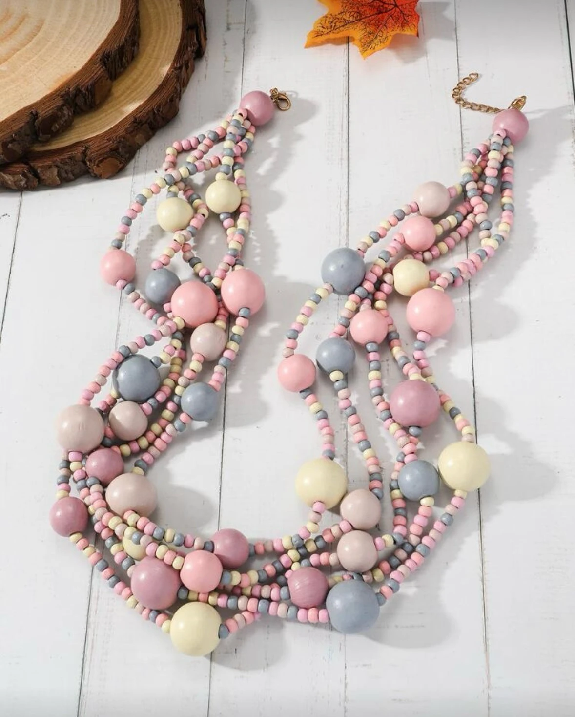 Collar Multicapa de Cuentas en Tonos Pastel 2