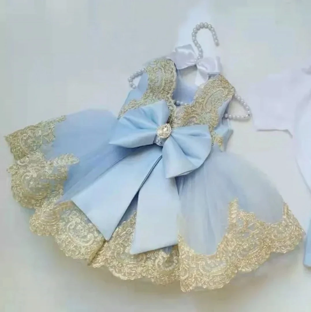 VESTIDO ELEGANTE CORTO PRINCESA 