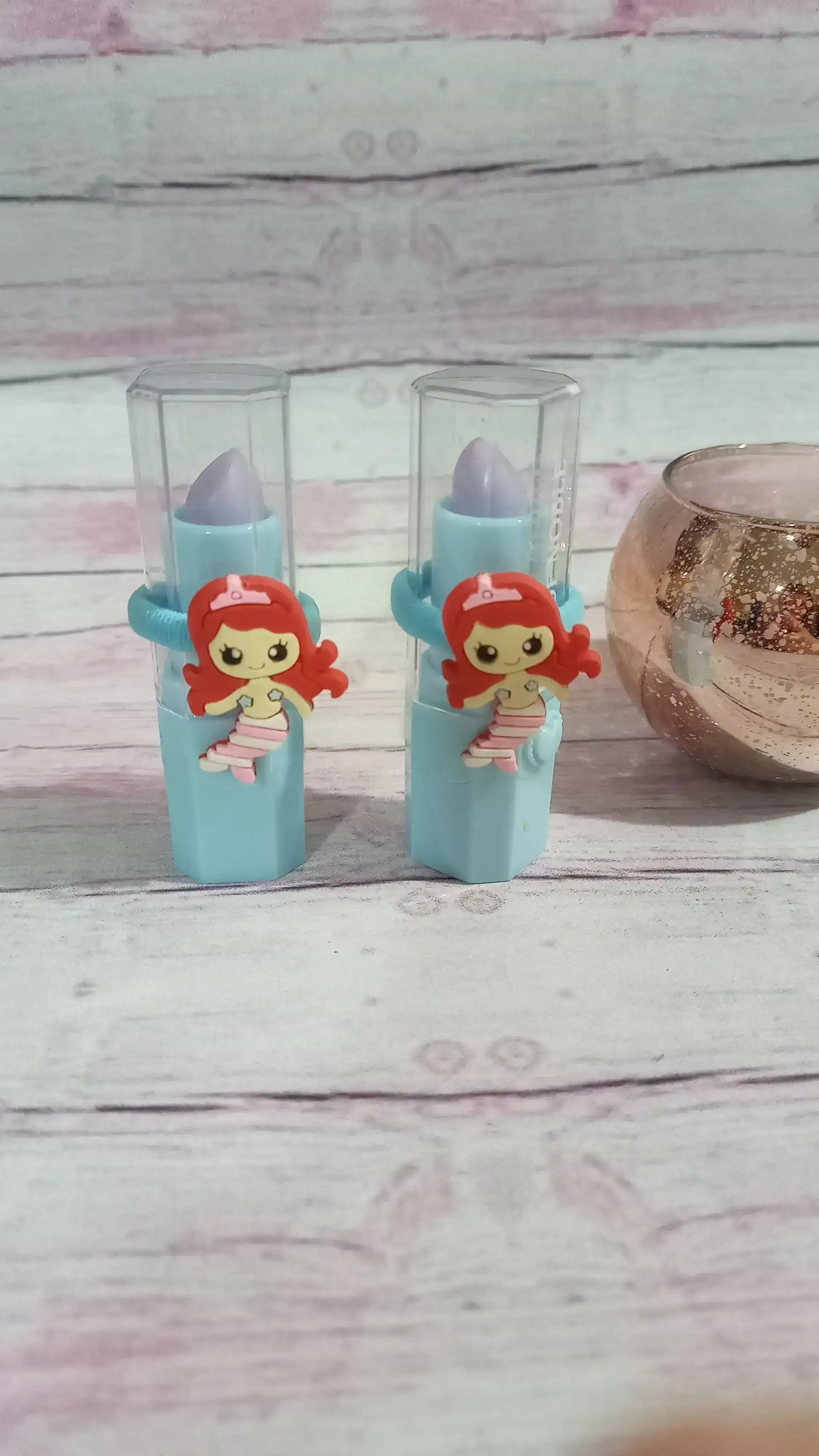 Labial con colita 🧜‍♀️