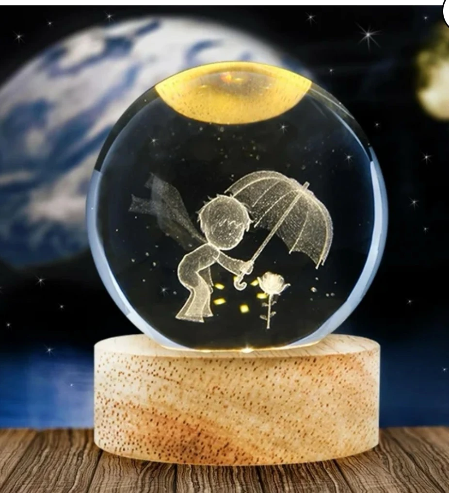 Lampara esfera de cristal 3D con base de madera LED 2