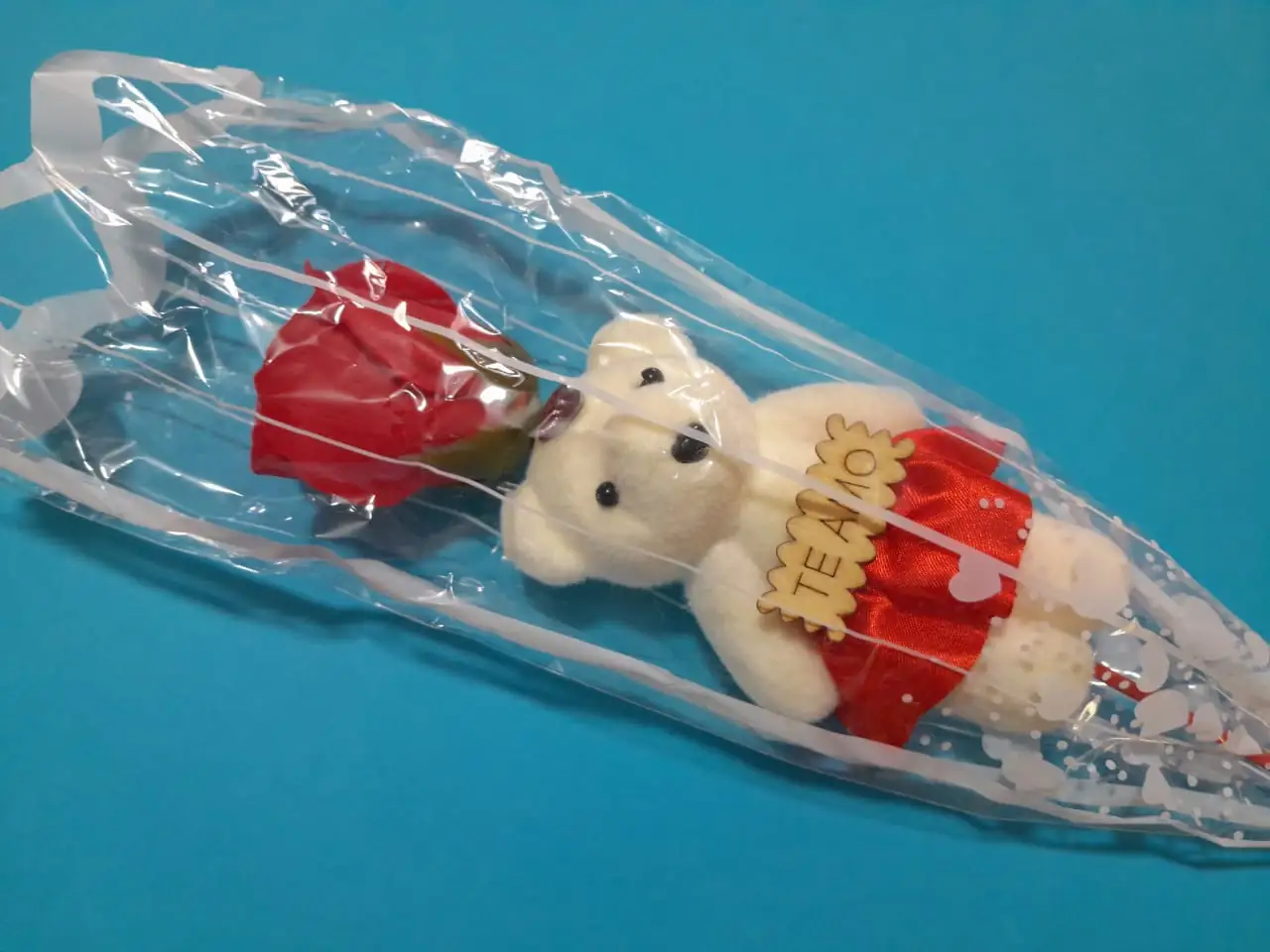 Rosa con oso