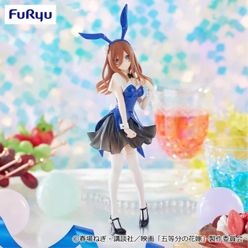 Miku Nakano Bunny Trio try it