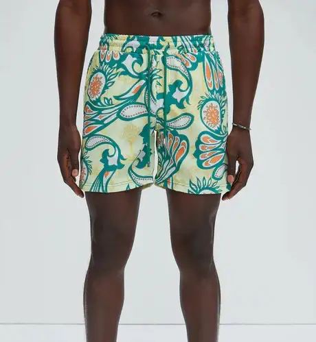 Mission Swim Mid Trunk - Size M-L-Xl