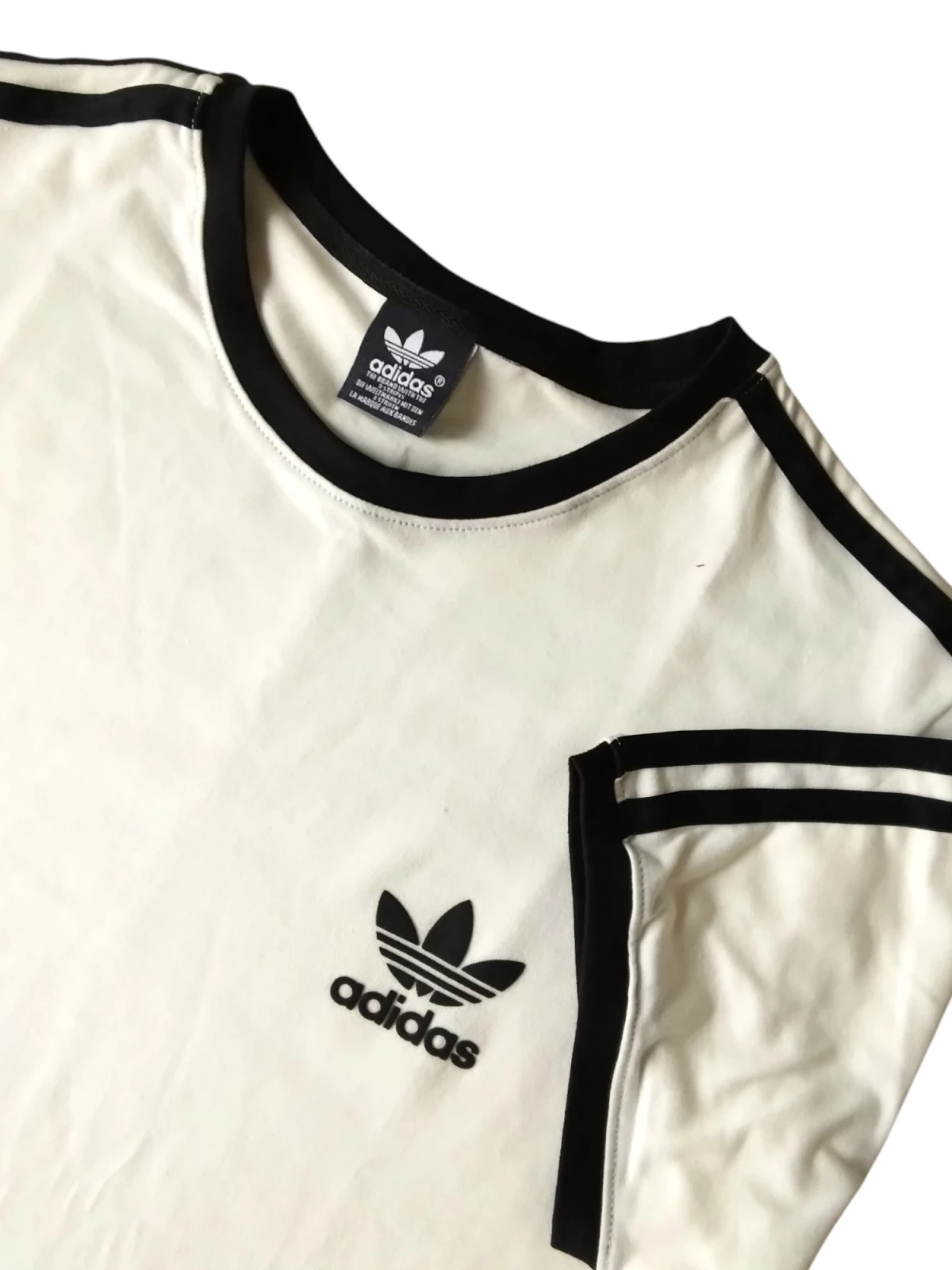 Camiseta crema adidas 