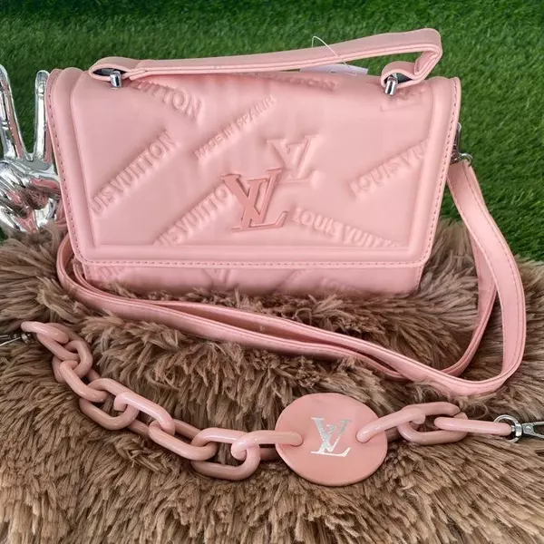 Cartera LV. Calidad AAA