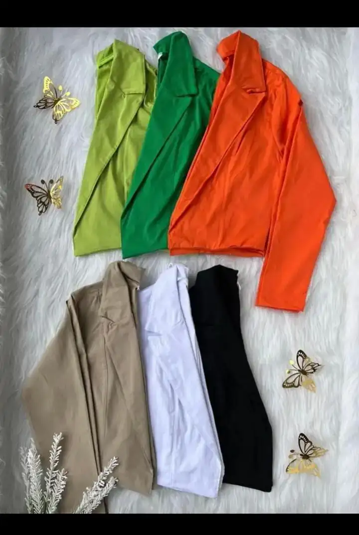 Hermoso blazers corto 😍 2