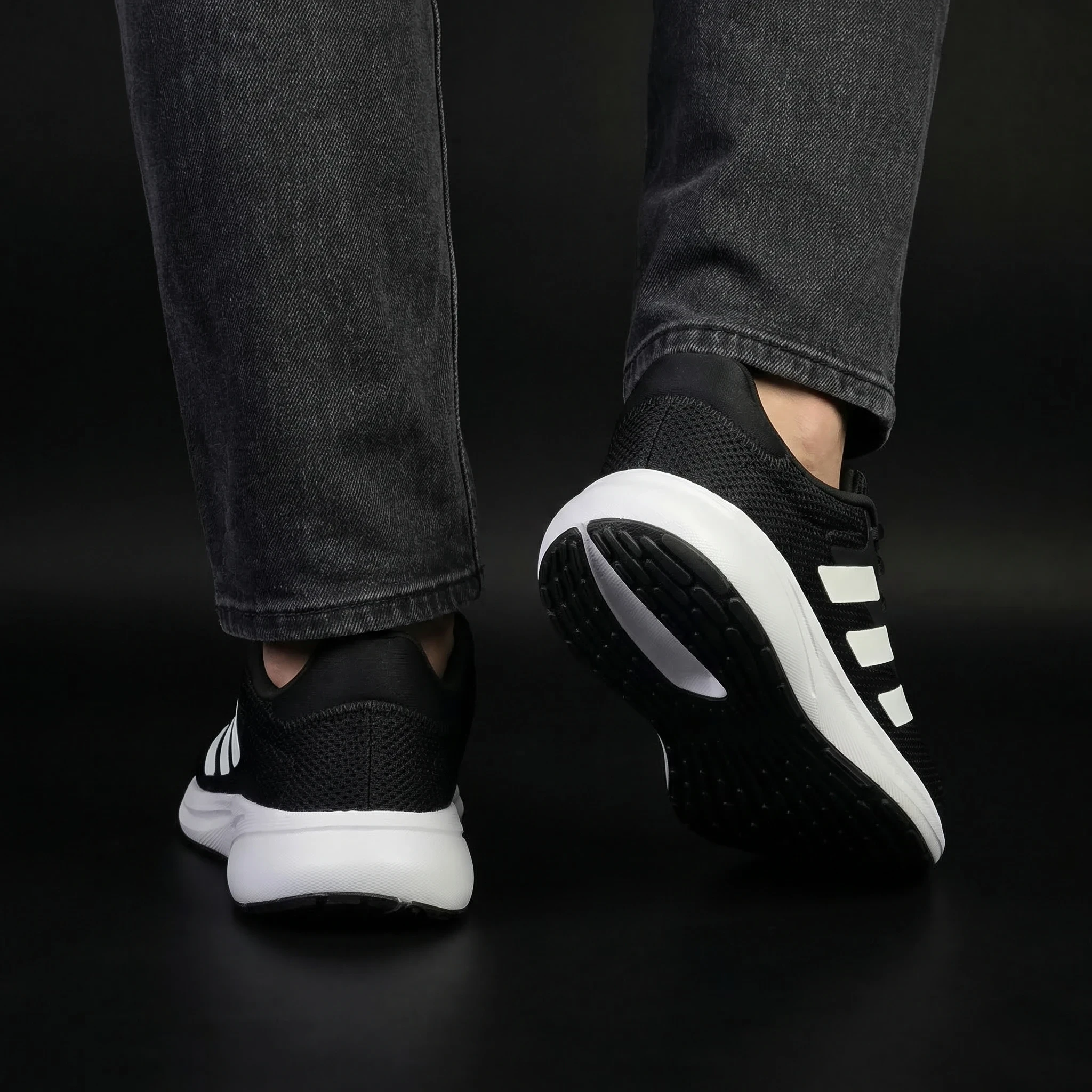 ZAPATILLAS ADIDAS RESPONSE RUNNER UNISEX 4