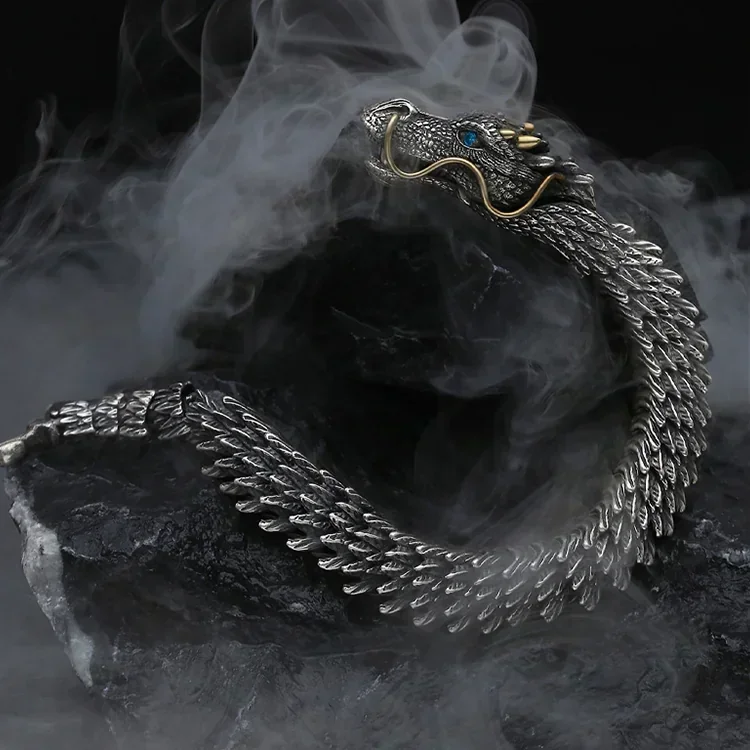 PULSERA DOMINEERING RETRO 4