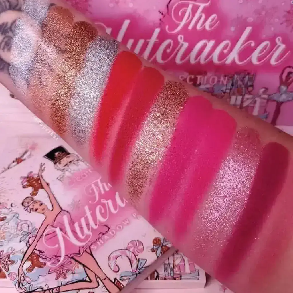 PALETA DE SOMBRAS CASCANUECES  4